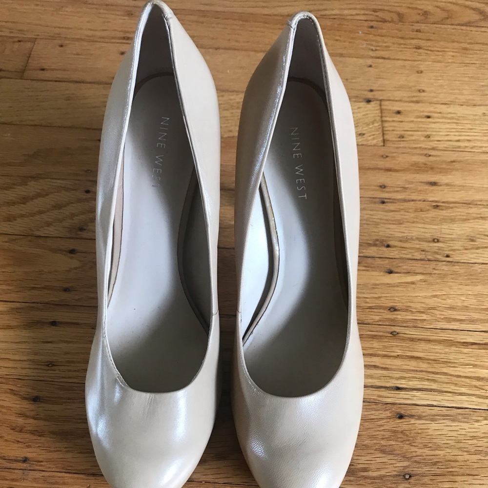 Nine West heel
